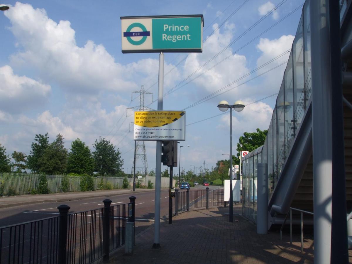 Stunning Four Bedroom House Close To Excel, O2 & Central London With Free Parking Exteriör bild